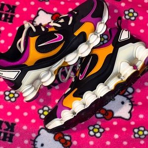 Nike shox womens 9 (violet)